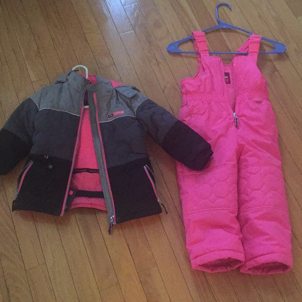 Snow suit